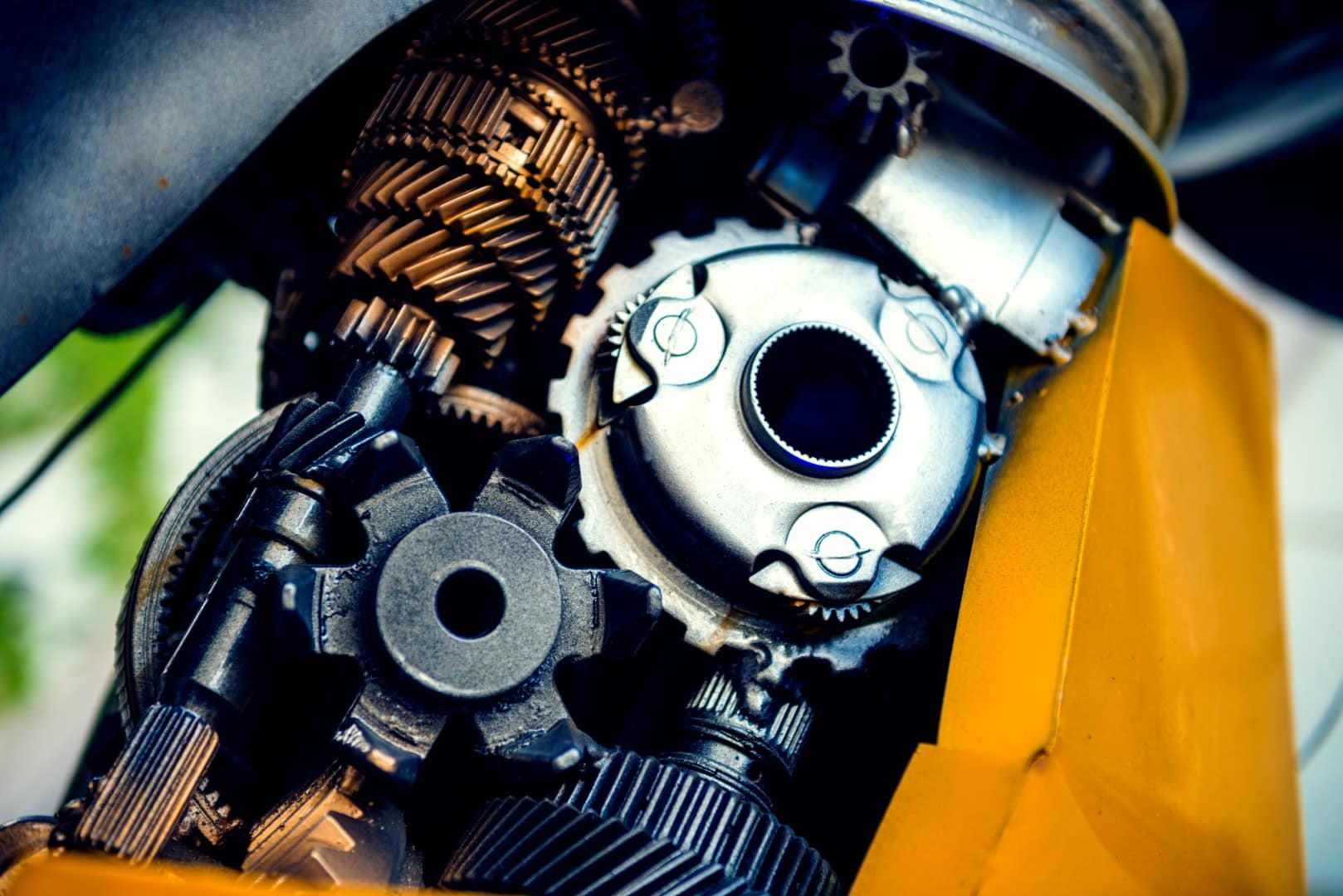 Motorcycle Clutch Maintenance: When to Soak, Replace, and Repair