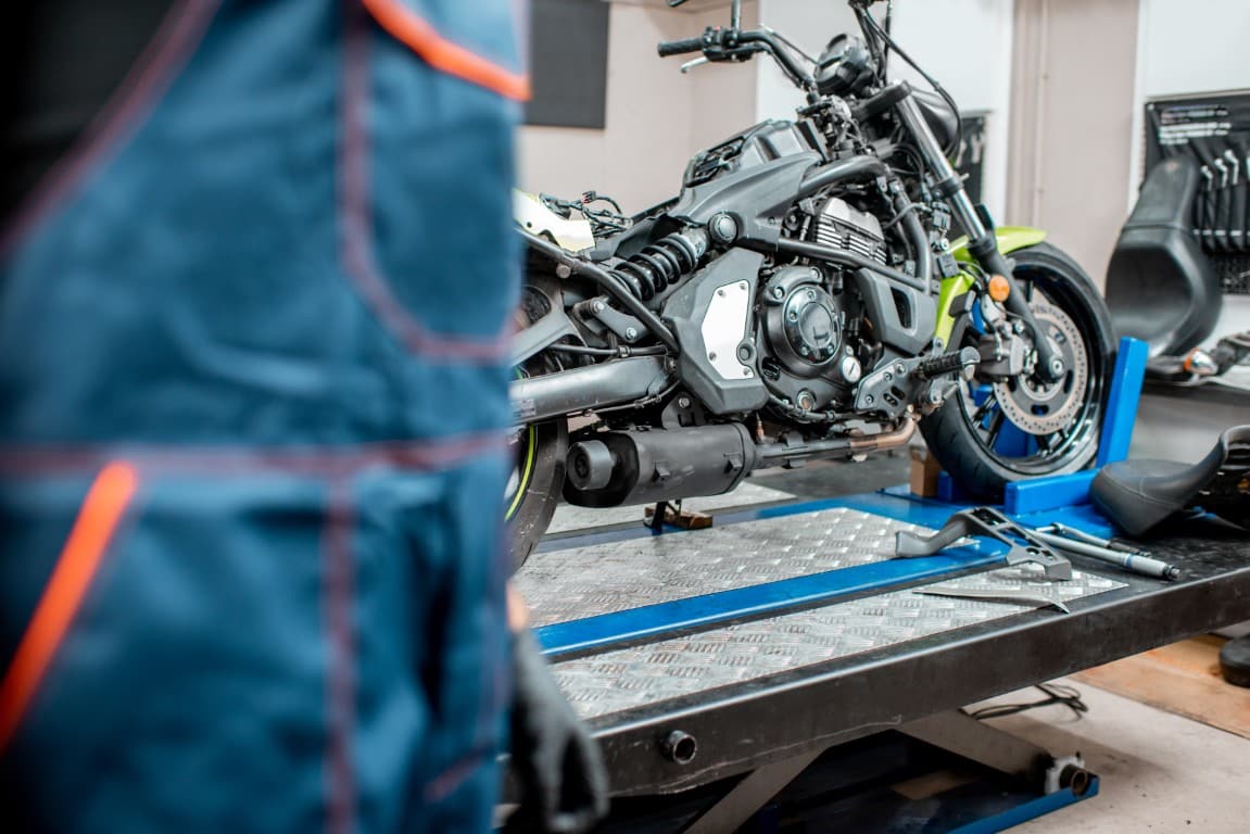 How to Trailer a Motorcycle: Loading, Strapping, and Hitting the Road